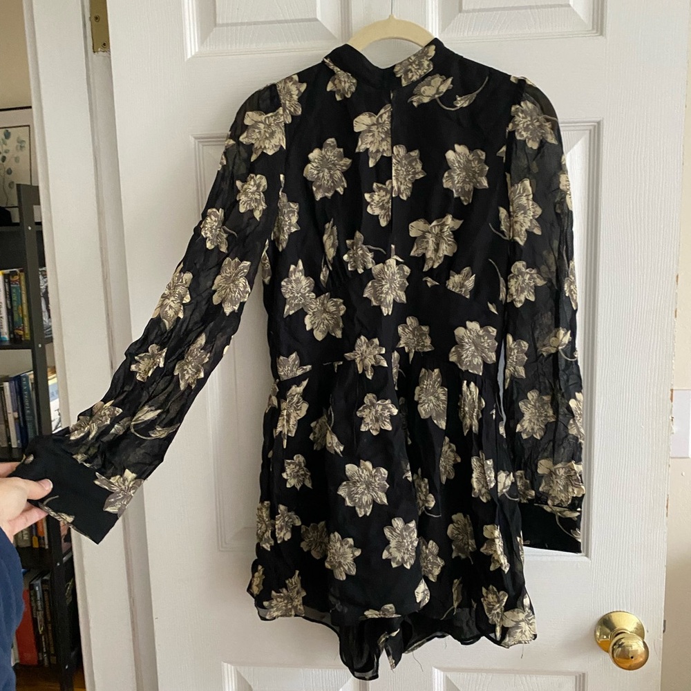 Topshop • Floral Romper • Size 6